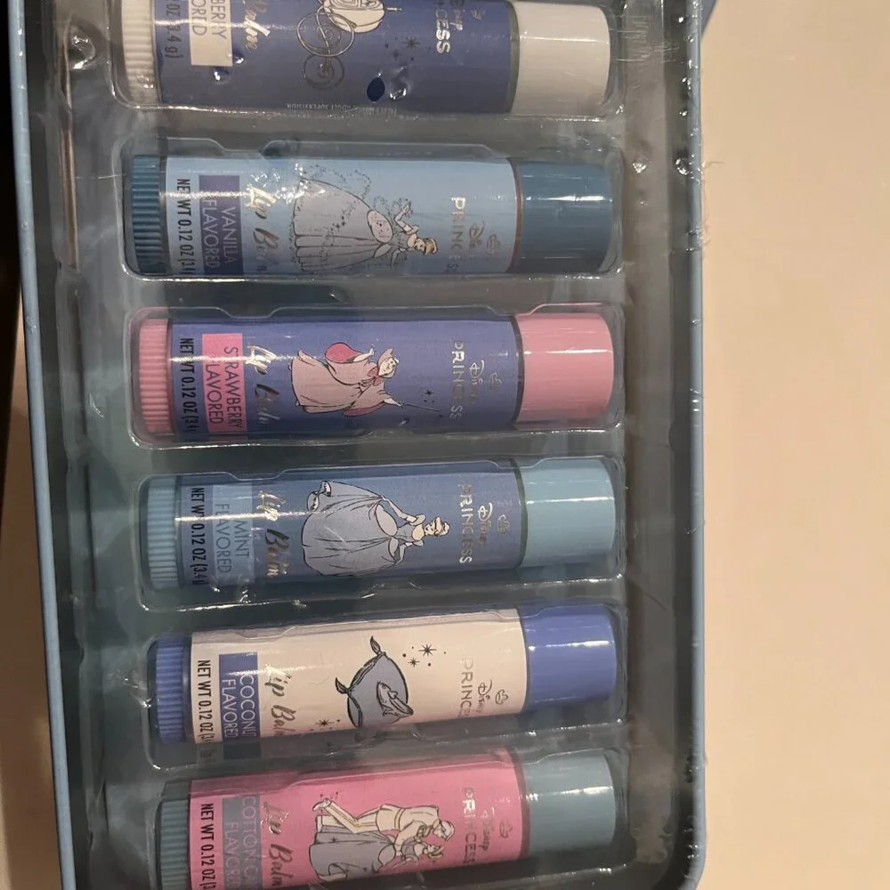 Disney Princess Cinderella Lip Balm Set (Set of 6 balms in Tin)‎ (new/kids/x)